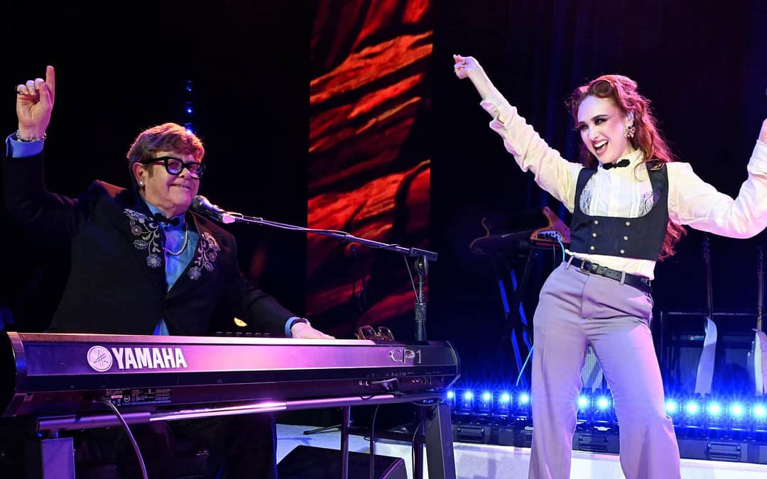 Elton John’s 2025 Oscar Party Raises $8.6M to End AIDS