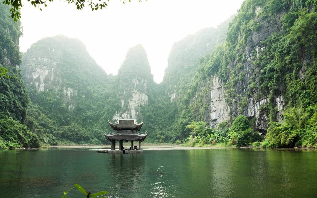 From Hanoi to Ho Chi Minh: Navigating the Labyrinth of Vietnam’s Vibrant Landscape
