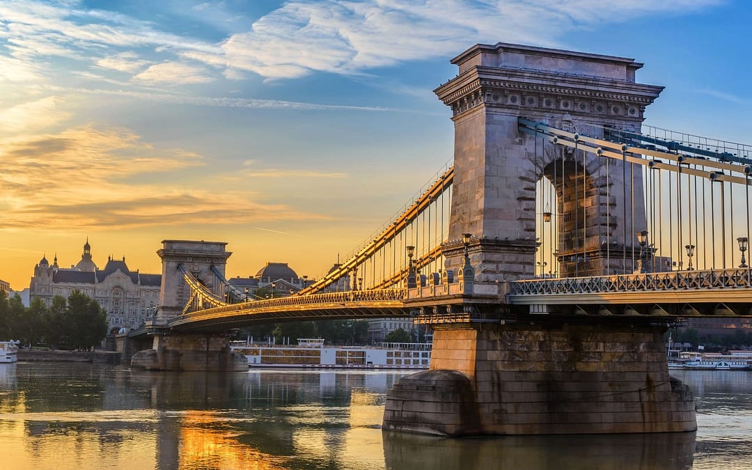 From Thermal Baths to Ruin Bars: 10 Captivating Things to Do in Budapest