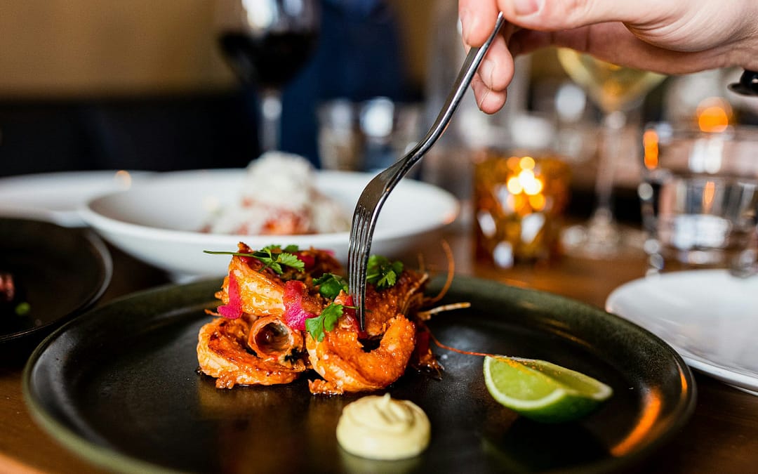 Hawaii’s Big Island: 10 Must-Try Restaurants From Celebrity Chefs to Beachside Dining