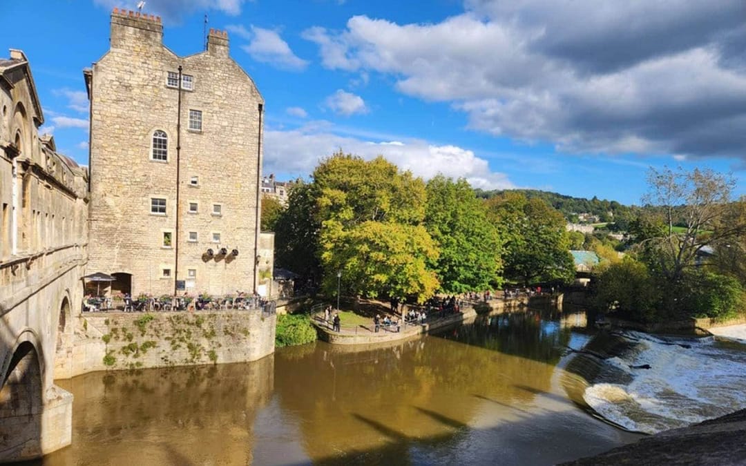Slow and Steady Wins the Holiday: Why England’s Canal Boats Are the Ultimate Antidote to Modern Life