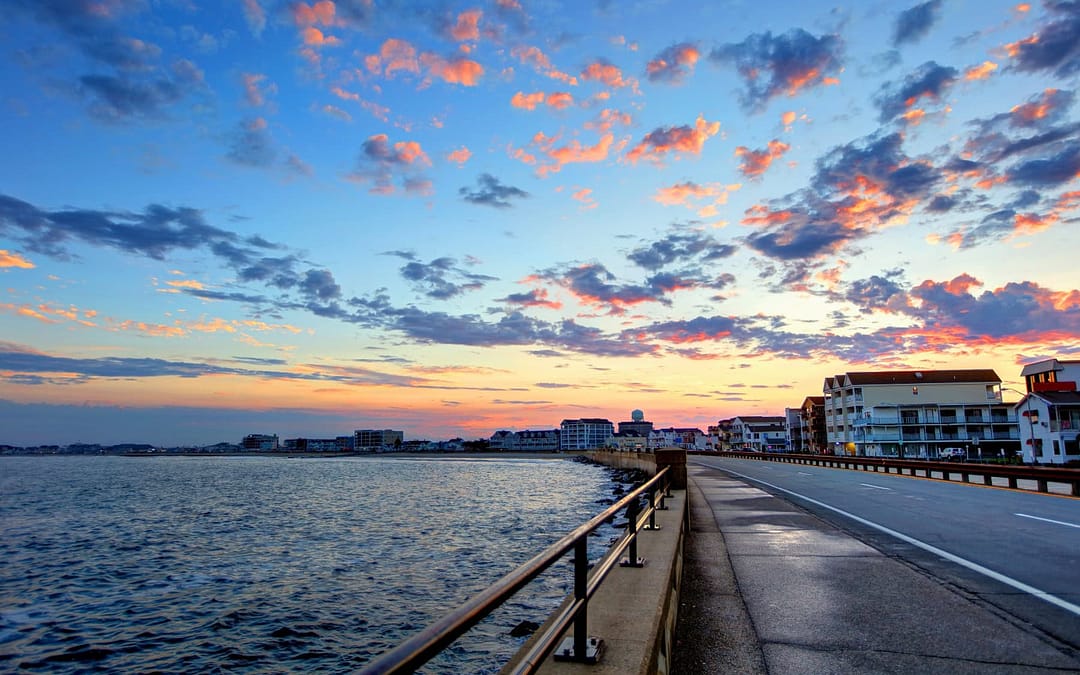 Dining in the Hamptons: Coastal Charm and Culinary Excellence