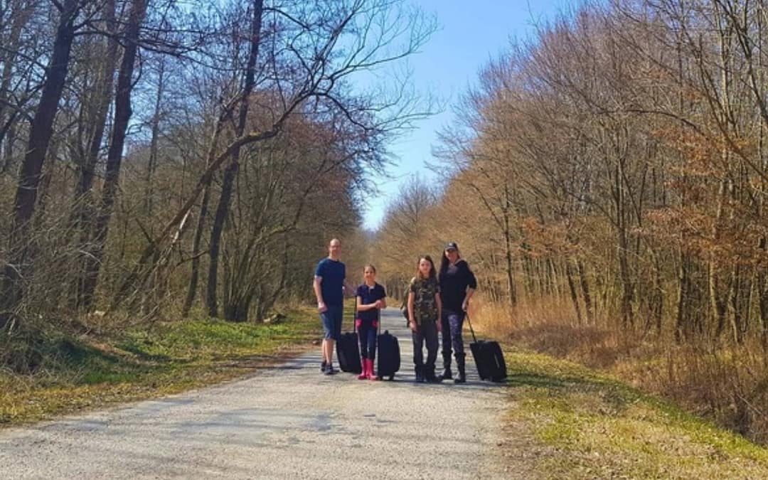 House-Sitting as a Travel Lifestyle: How One Family Found Freedom, Community, and a World Full of Home