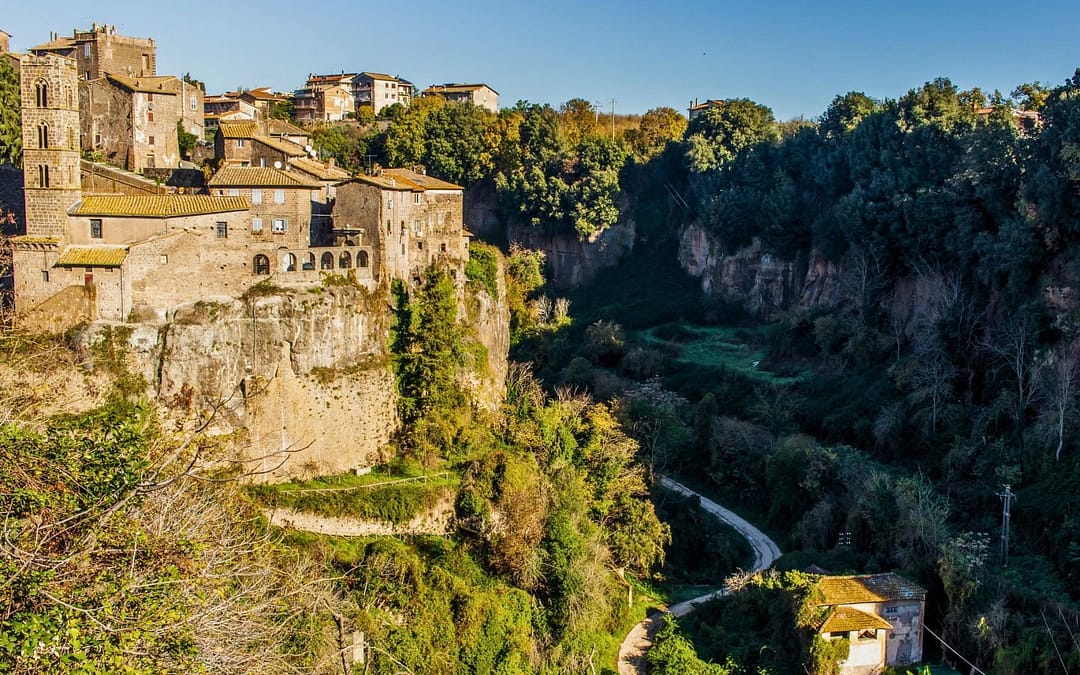 A Quiet Escape Near Rome: Ronciglione, Lake Vico, and Villa Lina in Lazio’s Volcanic Hills