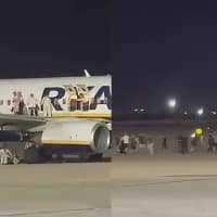 Panic at Palma airport as passengers flee Ryanair plane
