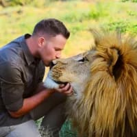 Shandor Larenty and George: A viral bond for conservation