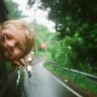 Games to play in the car to keep kids entertained on the drive home