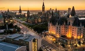 Explore the Northern Delights: Why U.S. Tourists Should Travel North this Summer