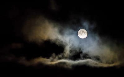Unraveling the Sleep Struggles of Aging: Causes, Consequences, and Solutions
