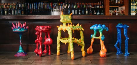 “Weird Looking Stools” in Bars Spark Talks About Colon Cancer