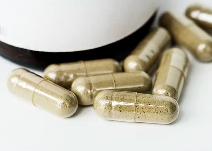 Can You Fly With Kratom Capsules? Complete Travel Tips and Regulations