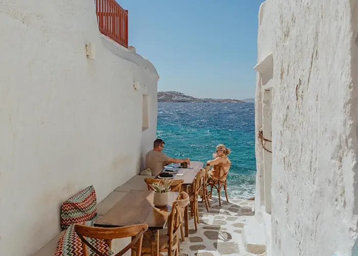 The Perfect 10-Day Greece Itinerary: Athens, Santorini, Mykonos and Crete