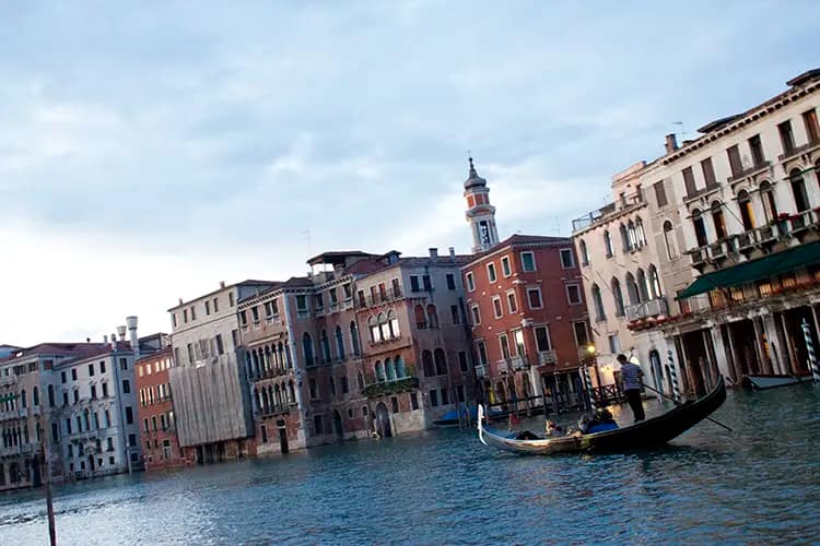 Venice Excursions: A Complete Guide to Exploring the Floating City