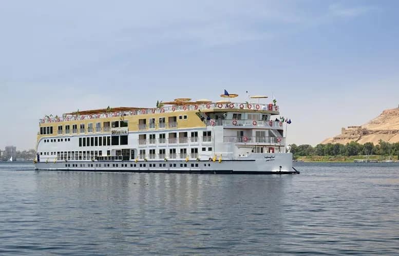 AmaWaterways Offers Complimentary Roundtrip Airfare for Egypt River Cruises