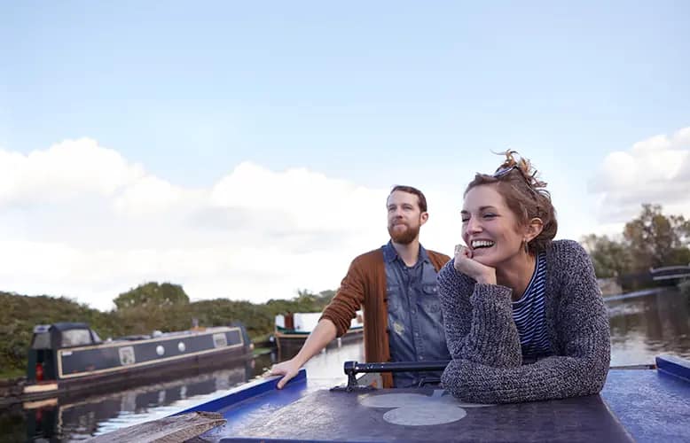 5 Canal Boat Holidays on the Scottish Lowland Canals