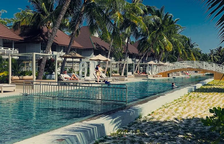 Sun Siyam Olhuveli Unveiled Maldives’ Longest Pool