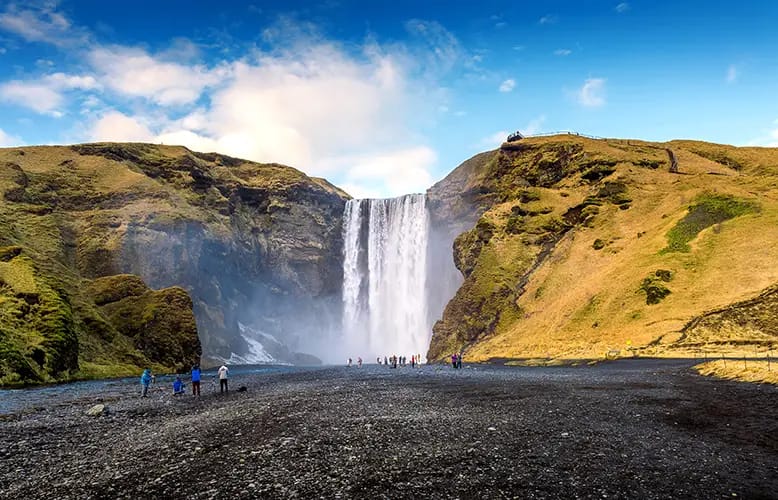An Icelandic Summer with Icelandair